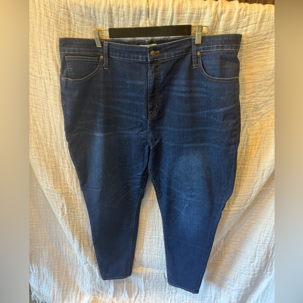 Madewell Women's Dark Blue Curvy Skinny Jeans